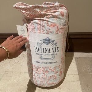 Brand new patina vie comforter